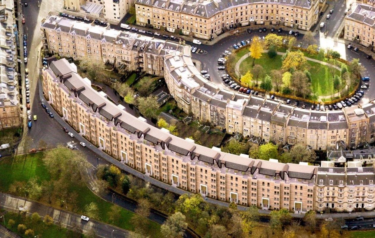 Stylish 2 Bedroom In Park Circus, West End Apartment *